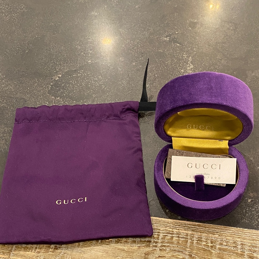 Gucci Purple Velvet Round Jewelry Case